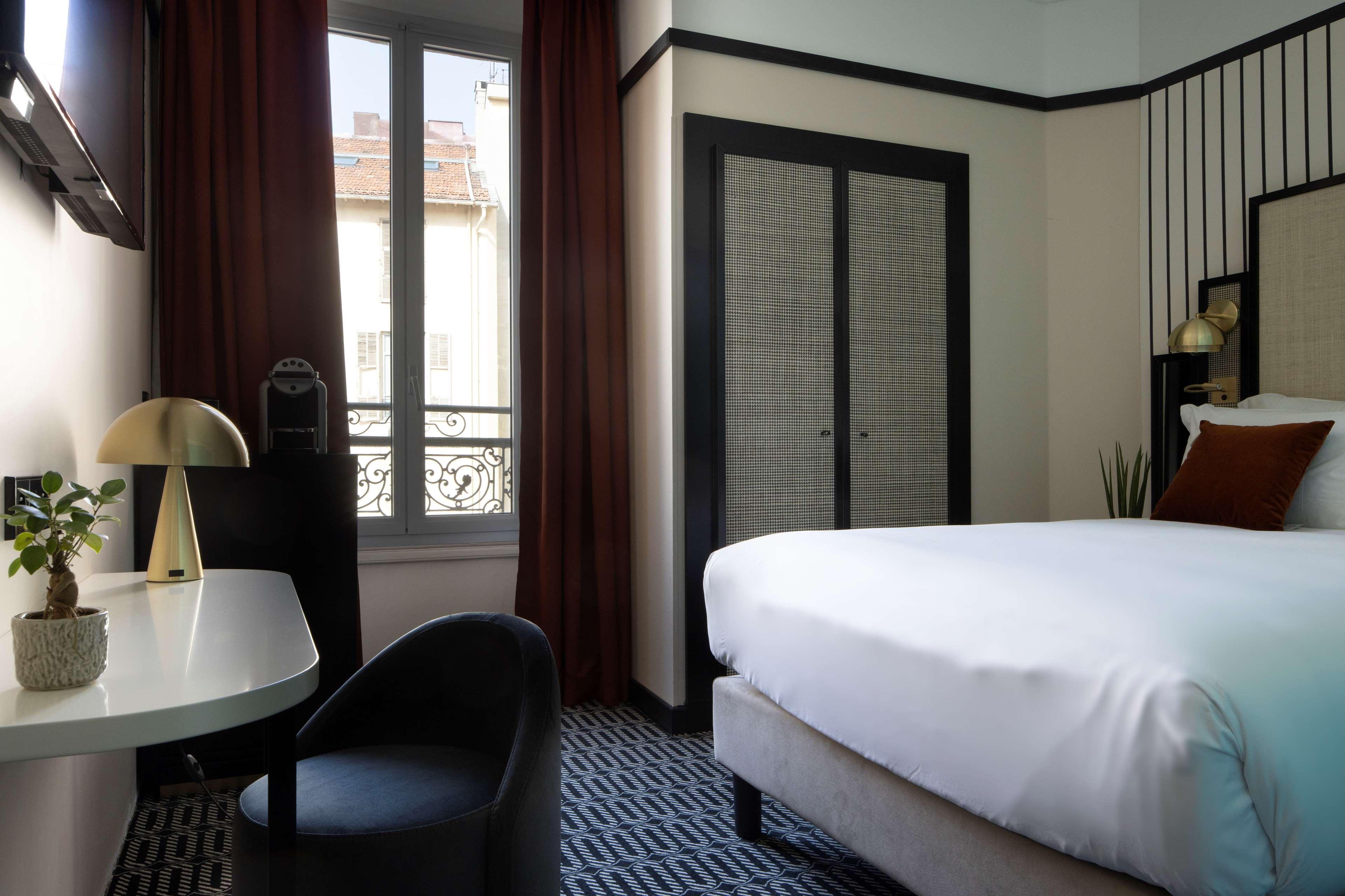 Western Premier Roosevelt Hotel 4*